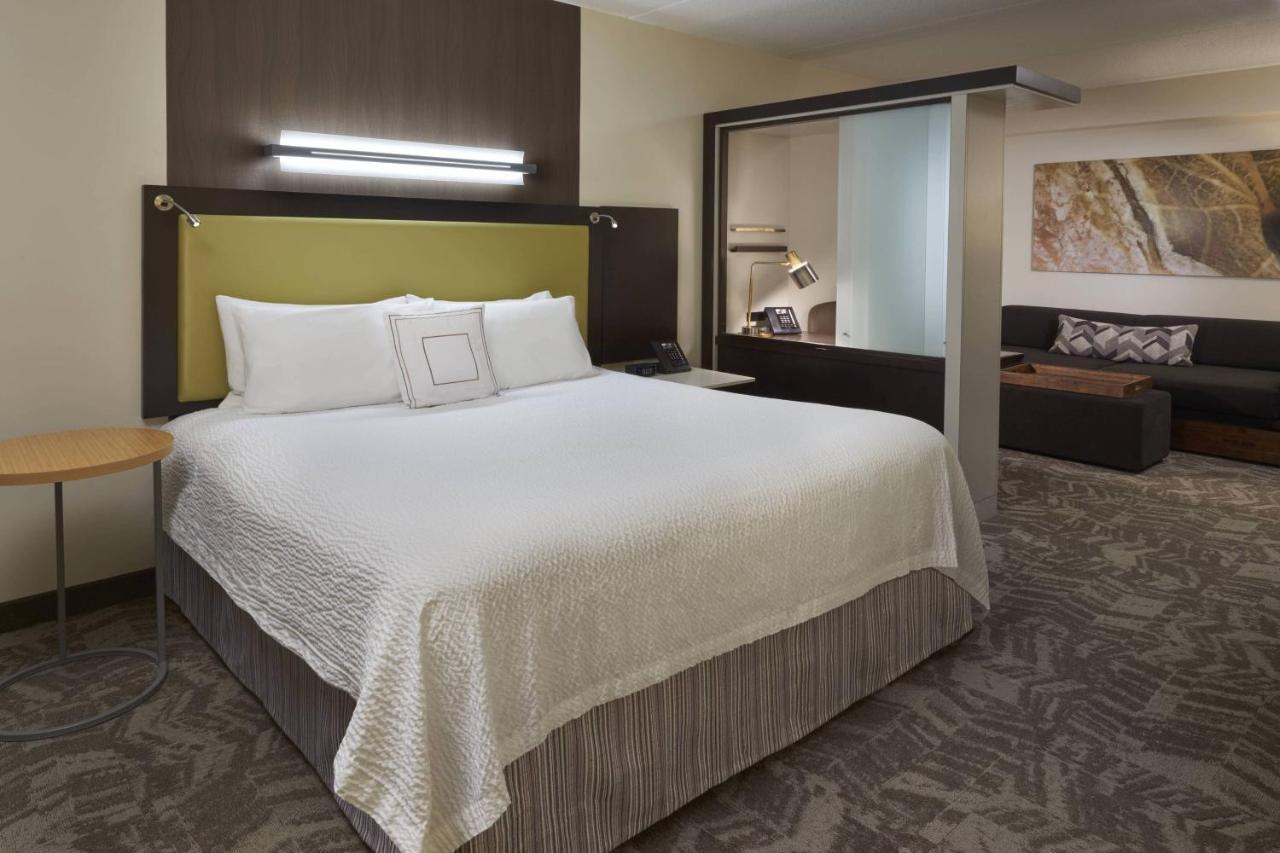 Springhill Suites By Marriott Toronto ווהוגן מראה חיצוני תמונה