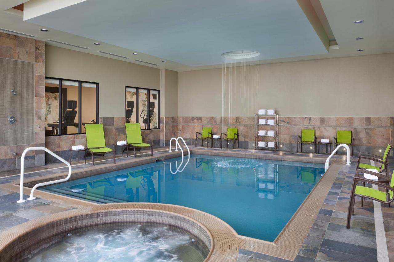 Springhill Suites By Marriott Toronto ווהוגן מראה חיצוני תמונה